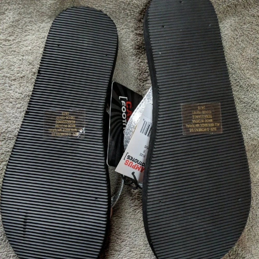 OSU Flip Flops - Picture 4 of 4